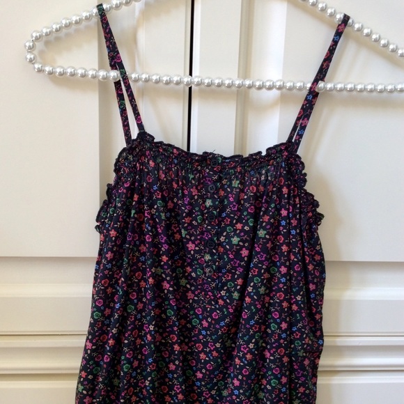 🔴SUMMER TANK STYLE TOP🔴🔴 - Picture 2 of 8